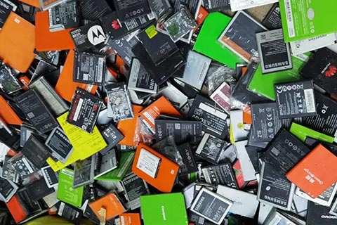 天门多宝正规公司回收旧电池,高价报废电池回收